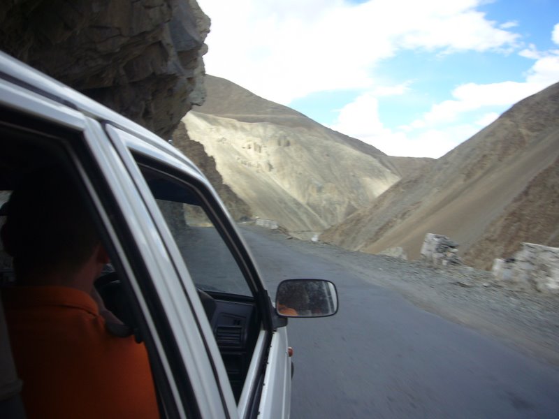 Travel - India - Ladakh - Rented Car - Back to Leh